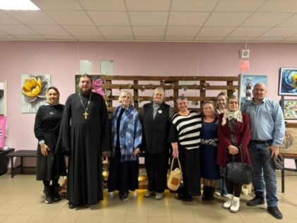 Круглый стол «Развитие волонтерского движения. Милосердие – точка приложения»